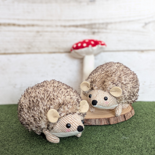 ハリネズミのぬいぐるみ ドイツ製モヘア特殊加工生地 トゲトゲな