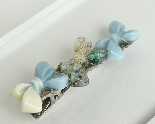 使い方が広がるヘアアクセ！重ね付けでさらにおしゃれ【お花とリボンの