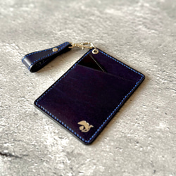 パスケース ブルー ブラック 高級本革ルガト使用 3枚目の画像