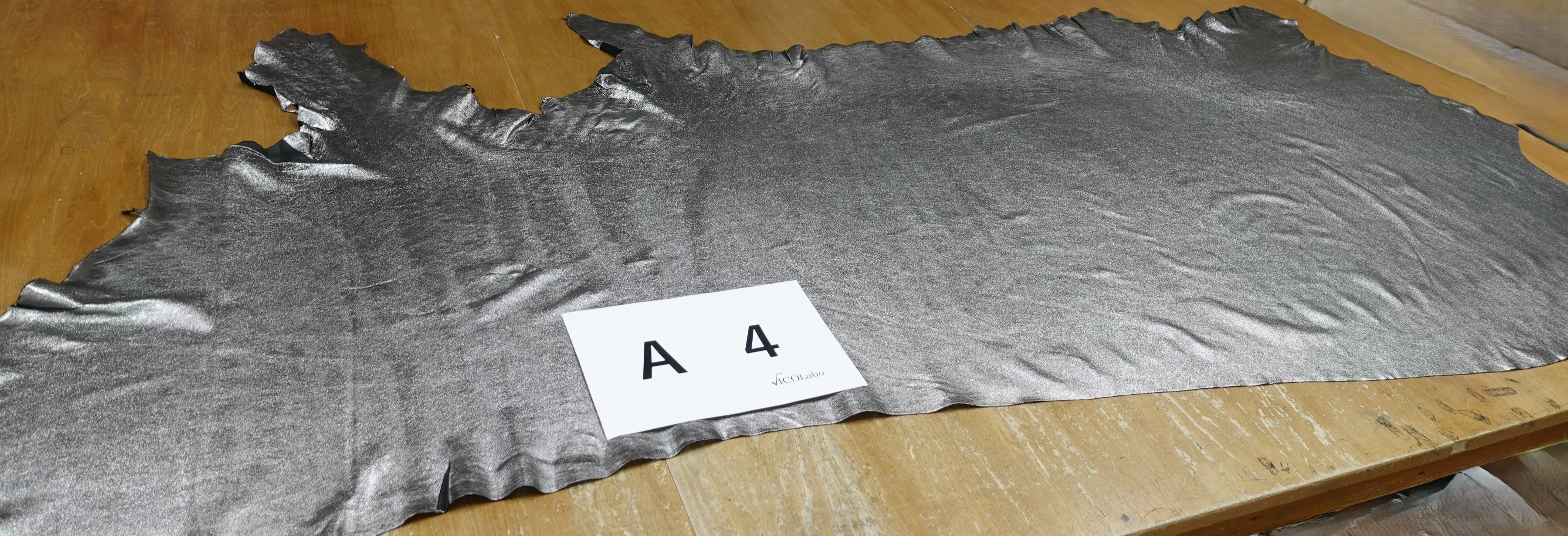 牛　ソフト箔　＃ガンメタ　249デシ