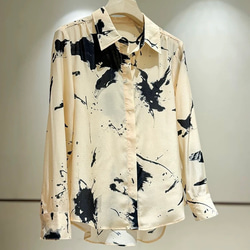 【ジョゼットシルク100%】水墨画テイストプリント柄　長袖ブラウス【秋春夏】 1枚目の画像