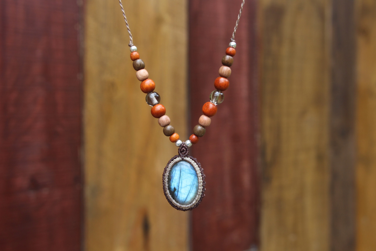 ラブラドライト　マイクロ　マクラメ　ウッド　ペンダント