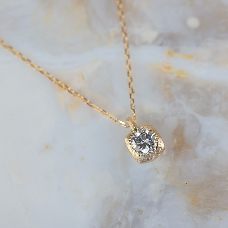 【K18ダイヤモンドネックレス】ゴールド ダイヤモンド プチネックレス 四角 プレゼント 婚約 一生ものジュエリー