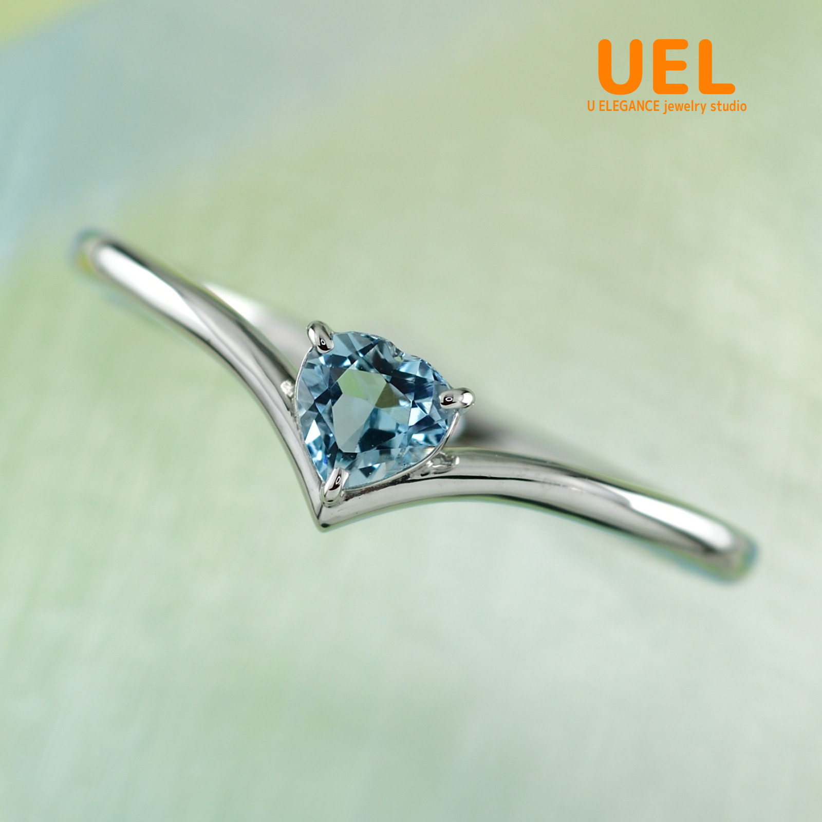 サンタマリアアクアマリン ハート4ミリ シンプルリング V字リング