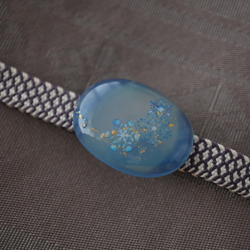 桐箱付き】天然石・青瑪瑙と雪の結晶の帯留め／ポニーフック・ブローチ