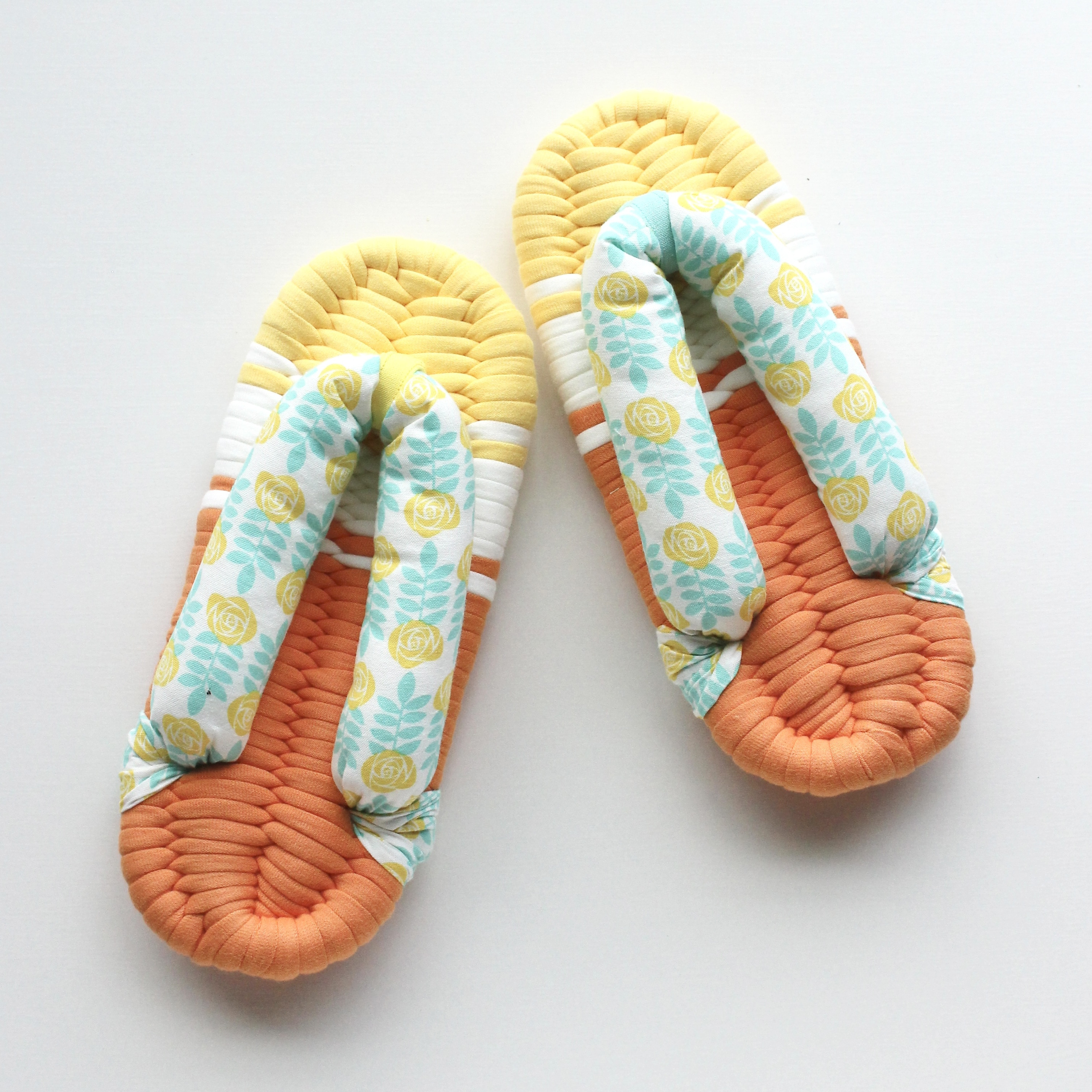 フワフワ鼻緒　アンの島　レモンイエロー　ルームシューズ　布ぞうり　Mサイズ　室内履き