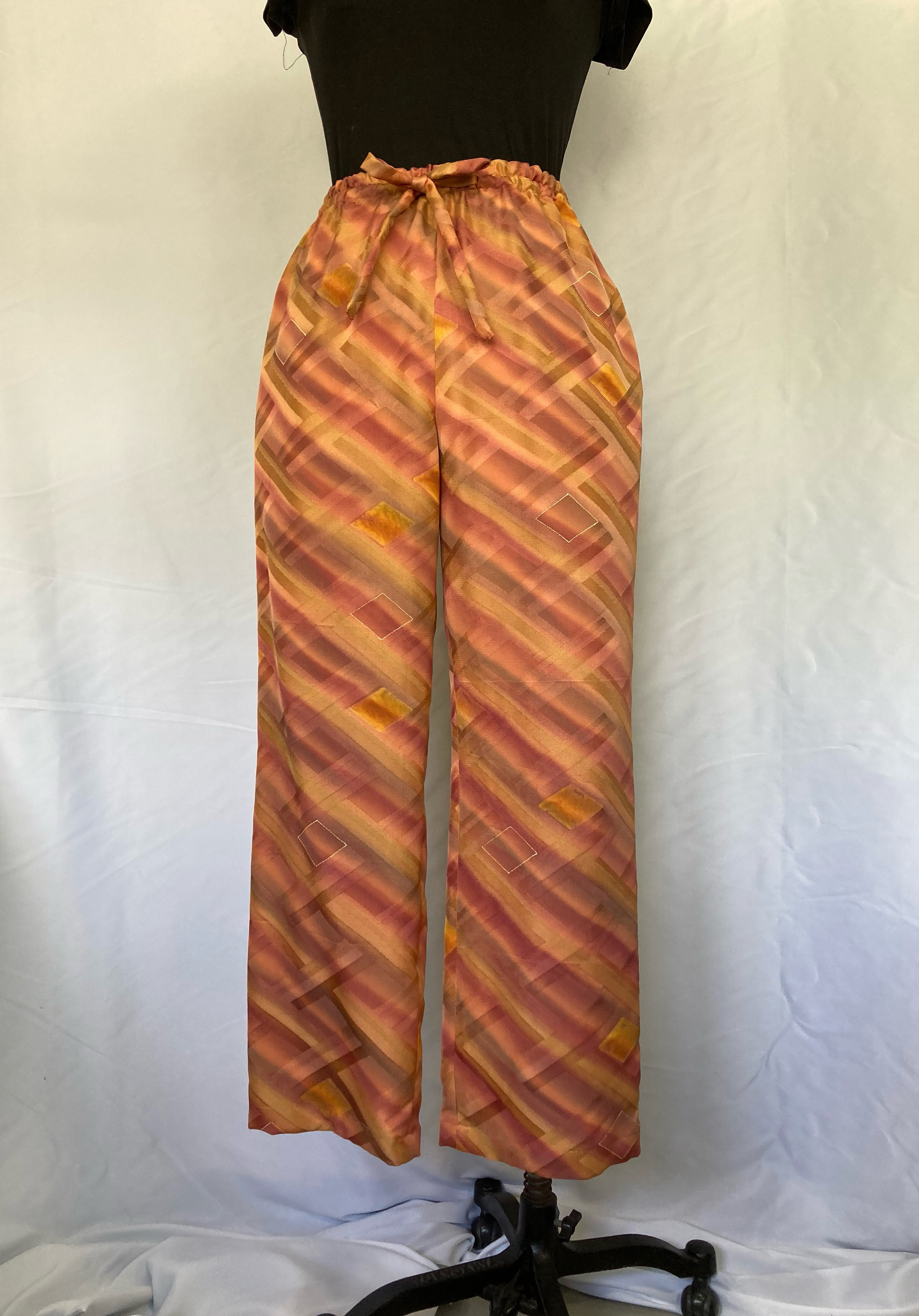 着物リメイク　イージーパンツ