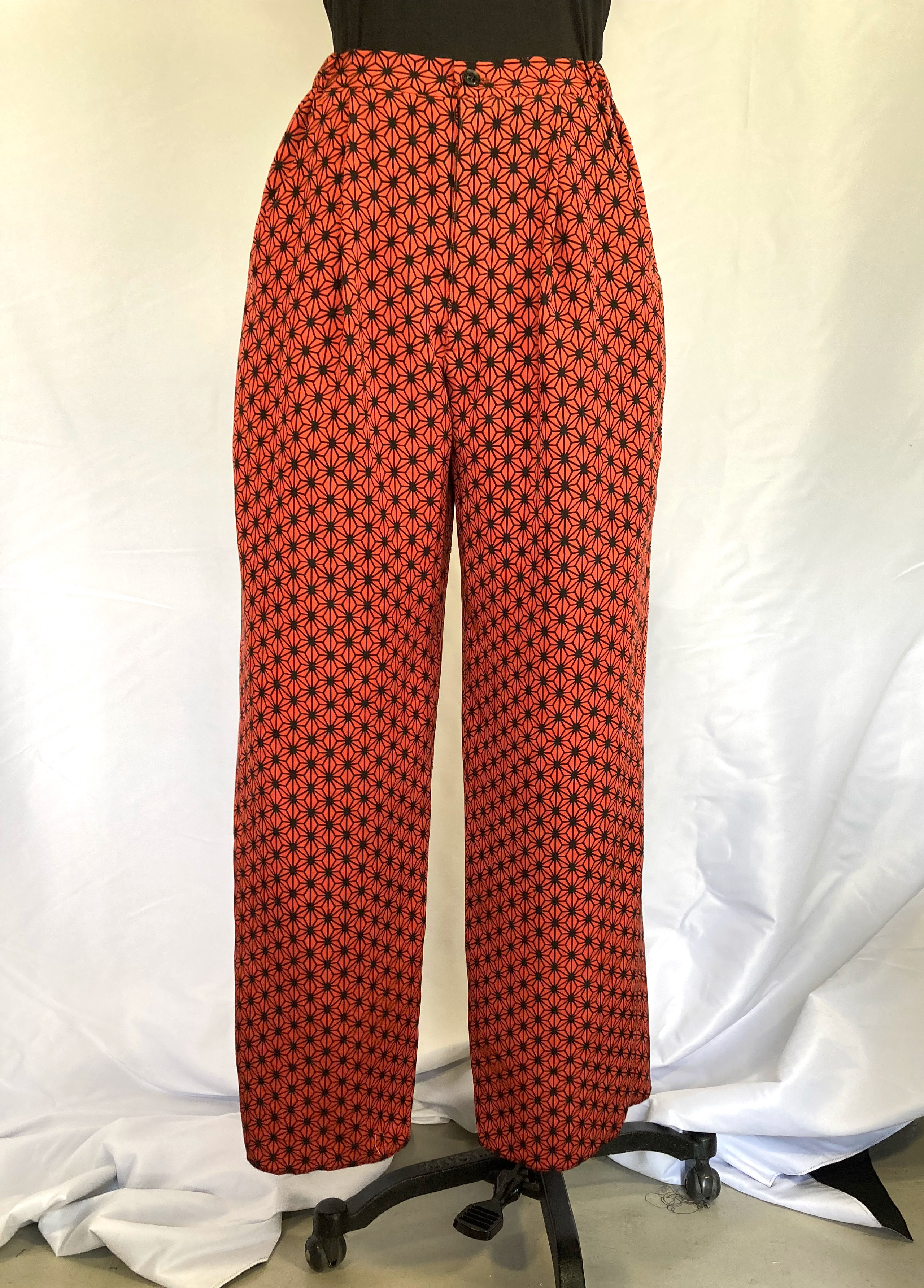 麻の葉模様　着物リメイク　タックパンツ