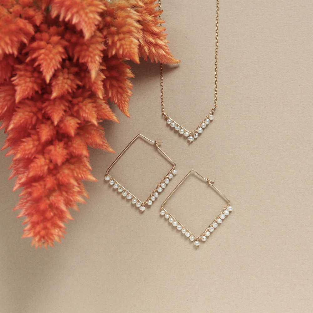 【淡水パール】ベビーパールスクエアフープピアス　K14GF　P1382