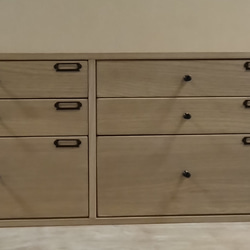 北欧デザインの引き出し9杯浅い引き出し6杯深い引き出し3杯 チェスト