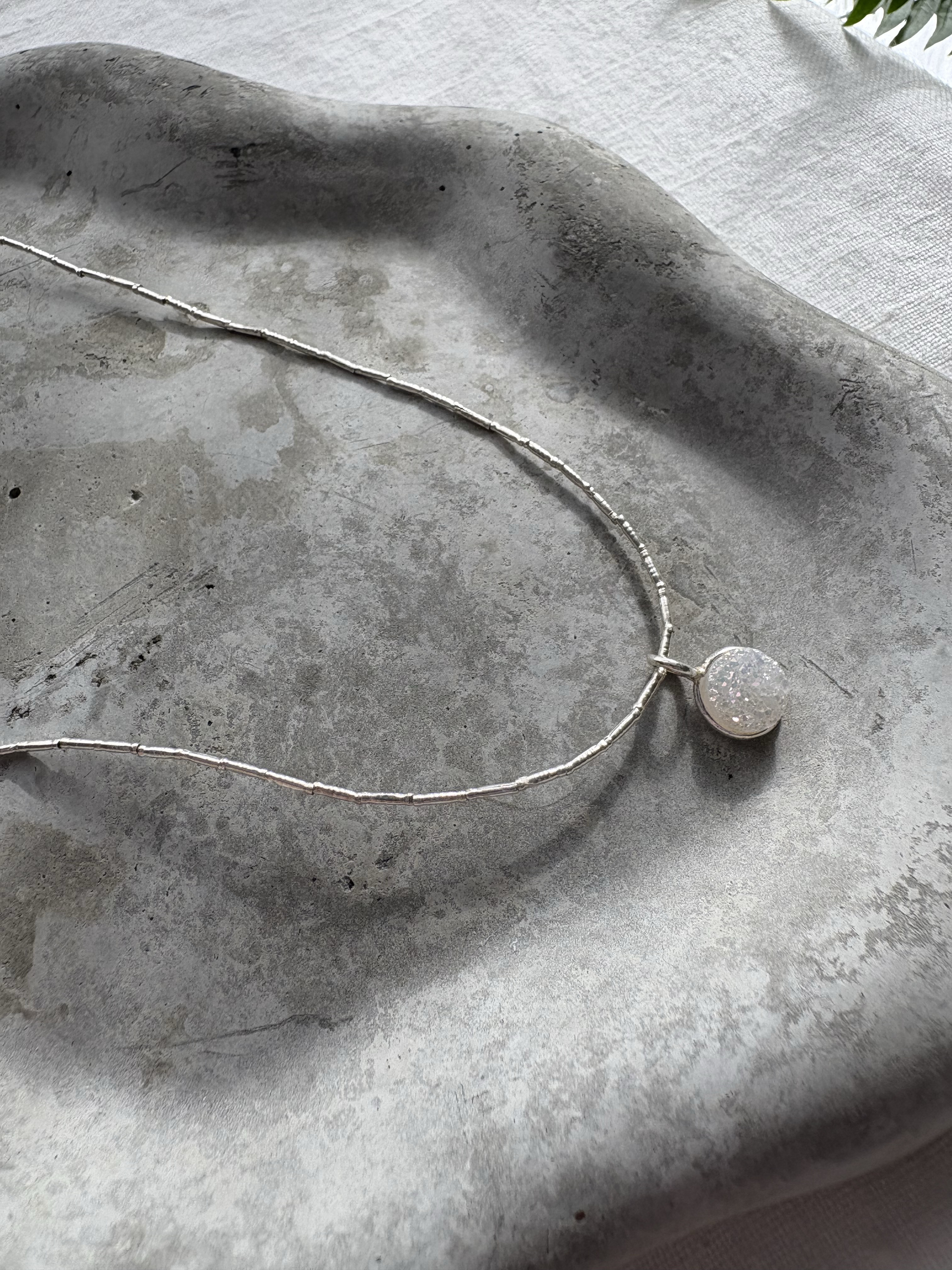 ドゥルージー　&　カレンシルバーネックレス