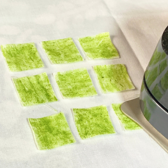 つまみ細工「ピーマンのピアス・イヤリング」～にしみのおやさいクレヨン～ 3枚目の画像