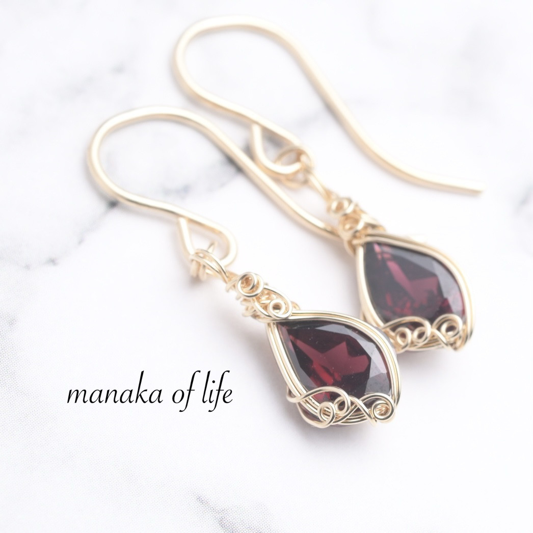 ロードライトガーネット ピアス  天然石 ワイヤーラッピング  14kgf 送料無料でお届けします