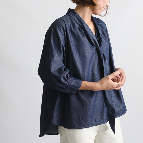 ラスト５　春うららＳＡＬＥ　甘織デニム　ボウタイ　リボンタイ　燕尾裾ブラウス　シャツ　八分袖　前開き　インディゴF91