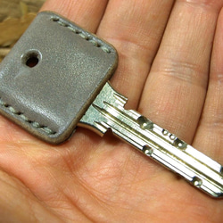 ルガトグレーのキーカバー 1枚目の画像