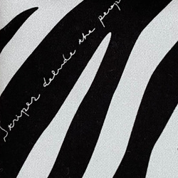 《送料無料》ふんわりミニポーチ ゼブラ柄LGL 9枚目の画像