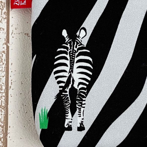 《送料無料》ふんわりミニポーチ ゼブラ柄LGL 10枚目の画像