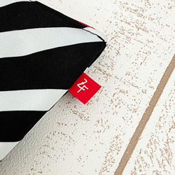 《送料無料》コスメポーチ ゼブラ柄LGL 4枚目の画像