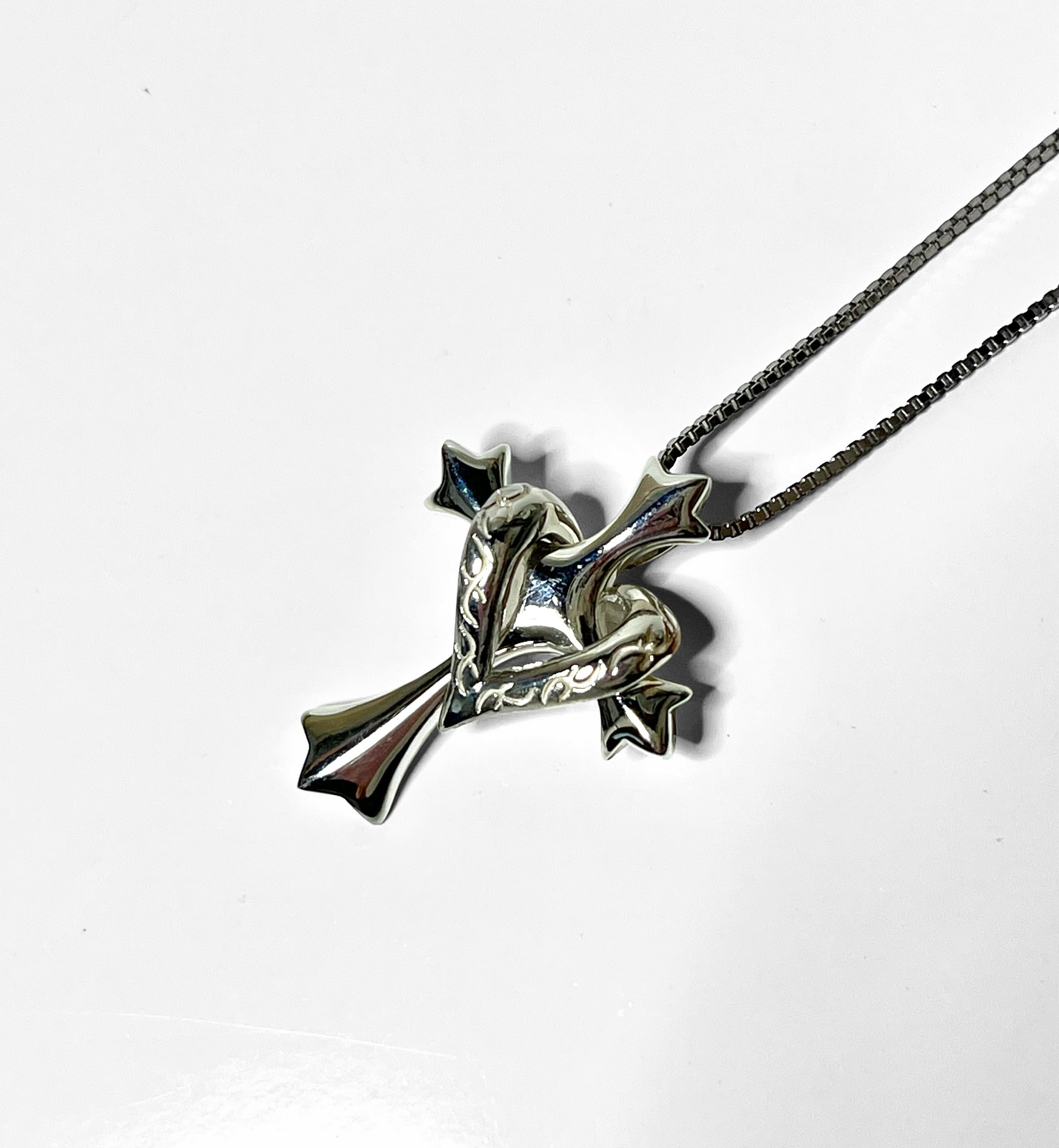 シルバー925 クロスとハートのネックレス  チョーカー