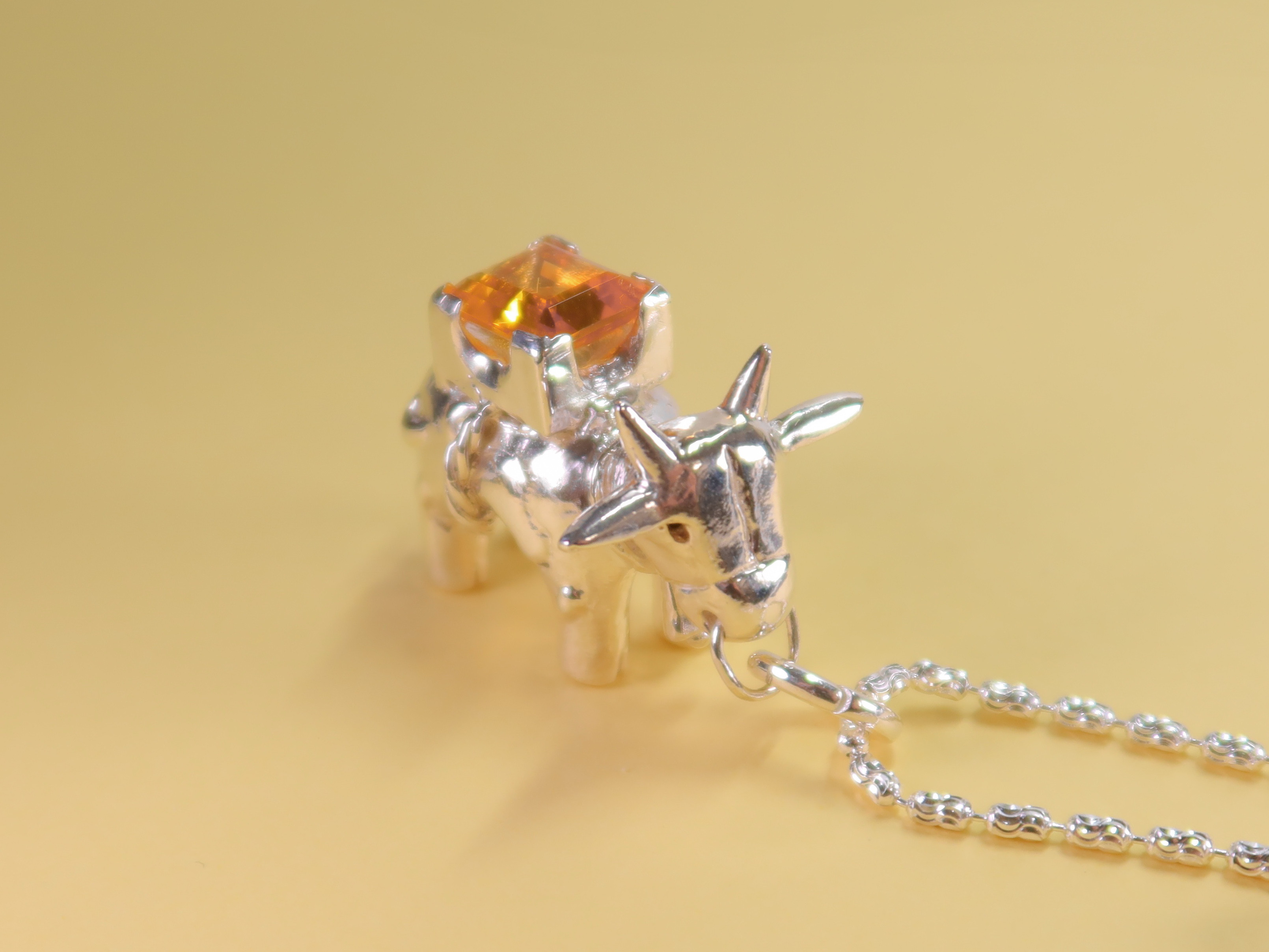 ムーリアン働く中！