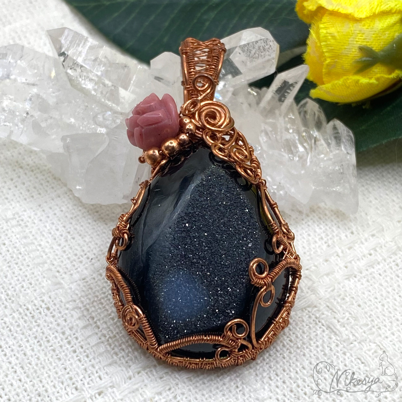 ブラックオニキスのペンダントトップ【ワイヤーアクセサリー】【1点もの】【送料無料】