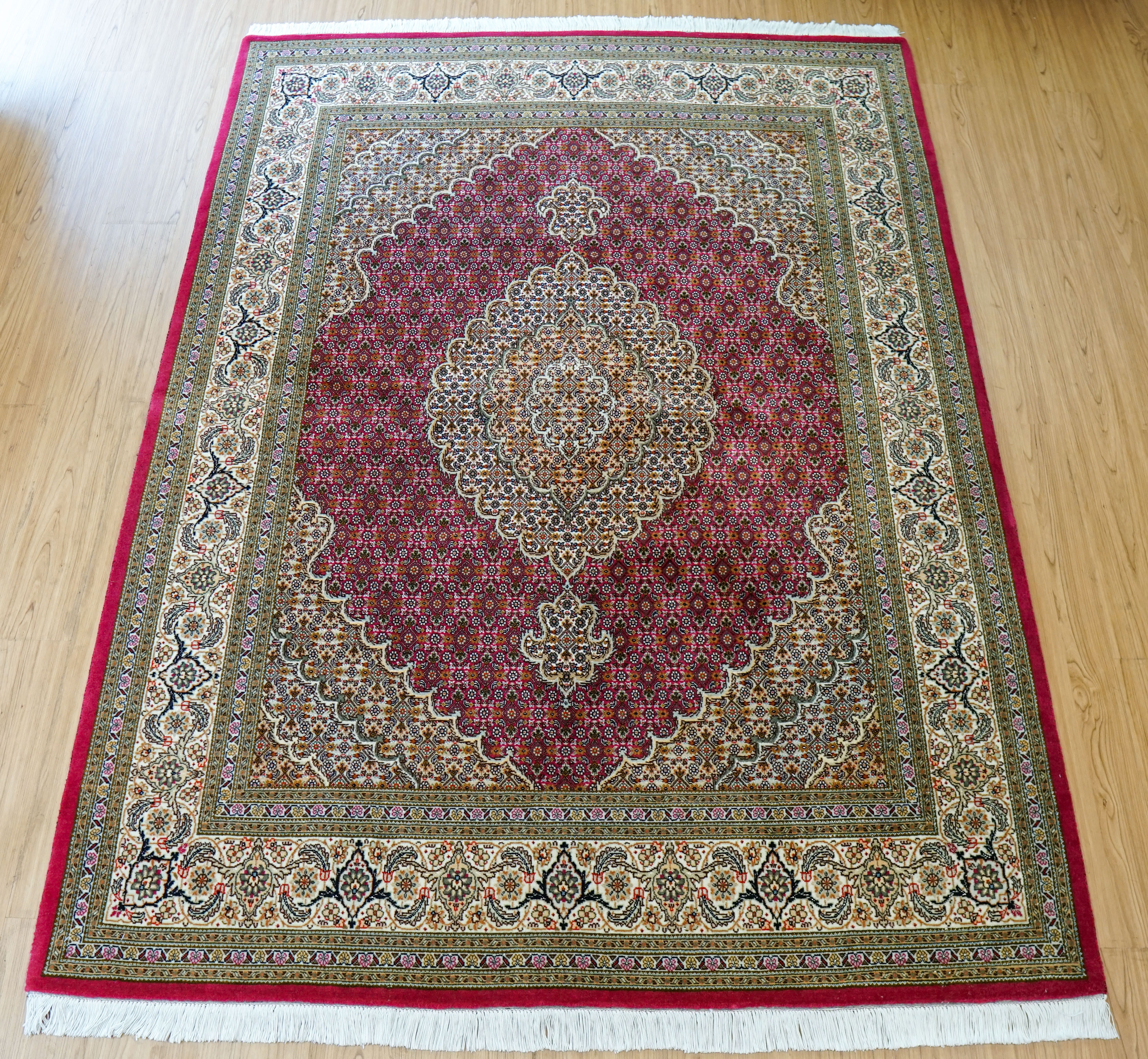 ペルシャ絨毯 タブリーズ産 50Raj 204×151cm