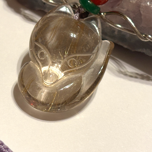 九尾のキツネルチルクォーツネックレス！ゴールドルチルと九尾のキツネ