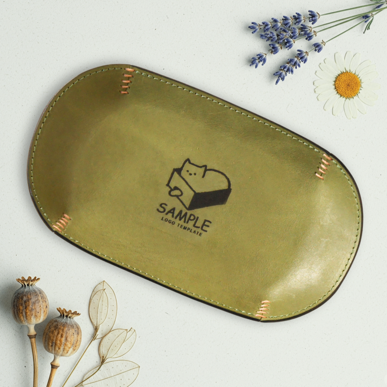 ロゴ刻印・メッセージ入れ可｜本革キャッシュトレイ（グリーンティー）｜開店祝い・店舗ギフト・マネートレイ