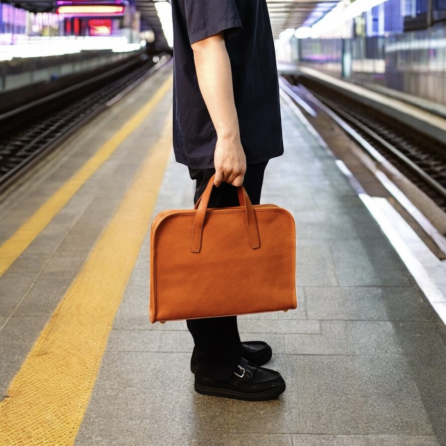 ビジネスバッグ  革 レザー イタリアンレザー 革鞄