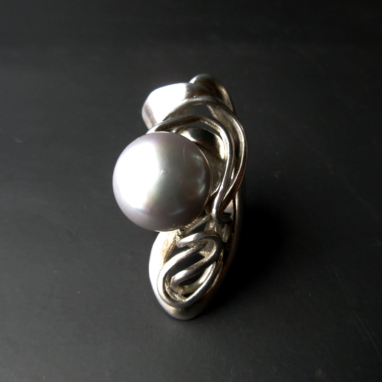 大粒パールのシルバーリング 32,175円