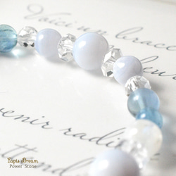 優しい波動で心を整えるお守り | ブルーレースアゲート、ムーンストーンの天然石パワー.ストーン ブレスレット 7枚目の画像
