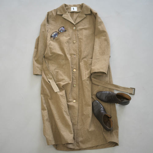 大人のための軽いナチュラルロングコート｜綿麻ウェザークロス｜カーキ