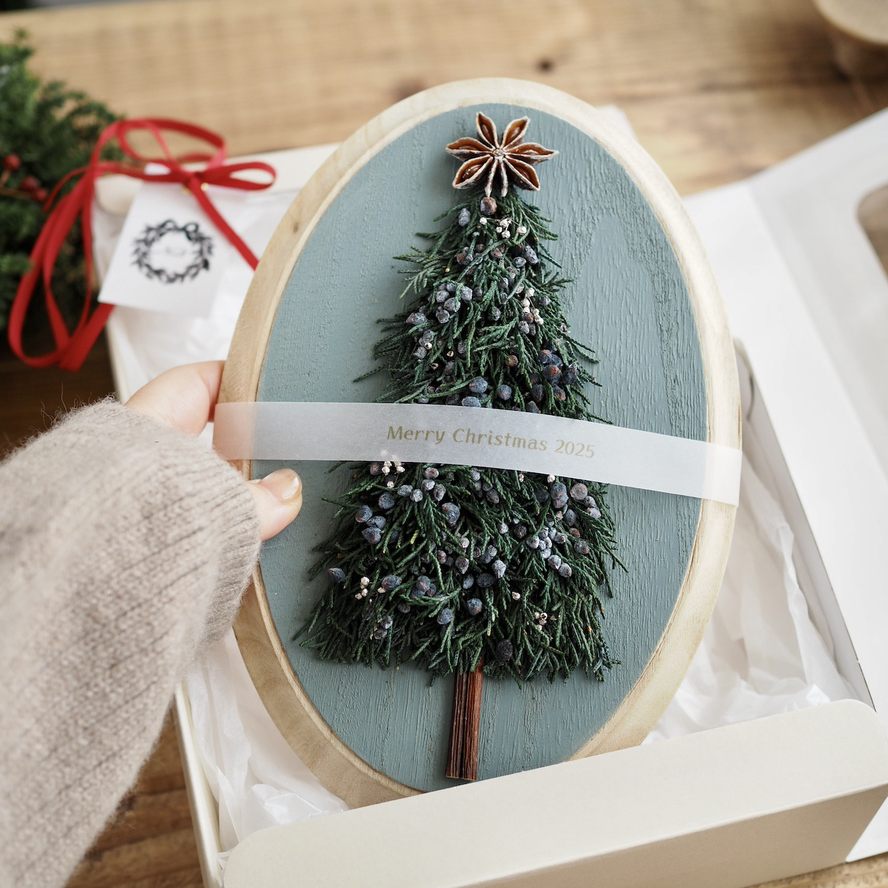 《3日以内発送》壁にかけるオーバルプレートのクリスマスツリー　大人クリスマス2025