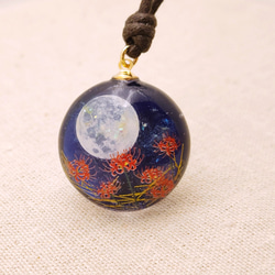 【宵月夜の彼岸花】ネックレス 2枚目の画像