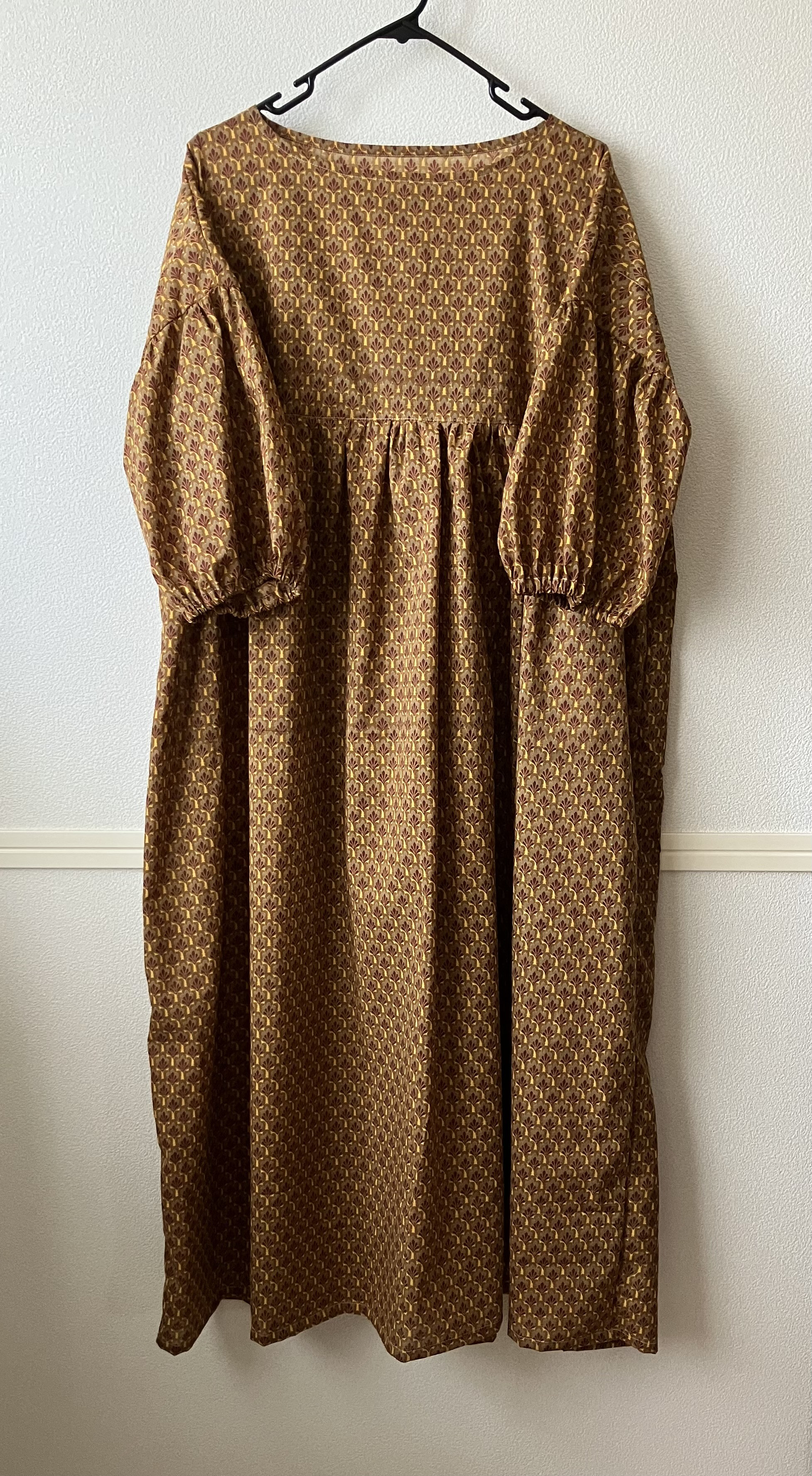 ハンドメイド五分袖ワンピース