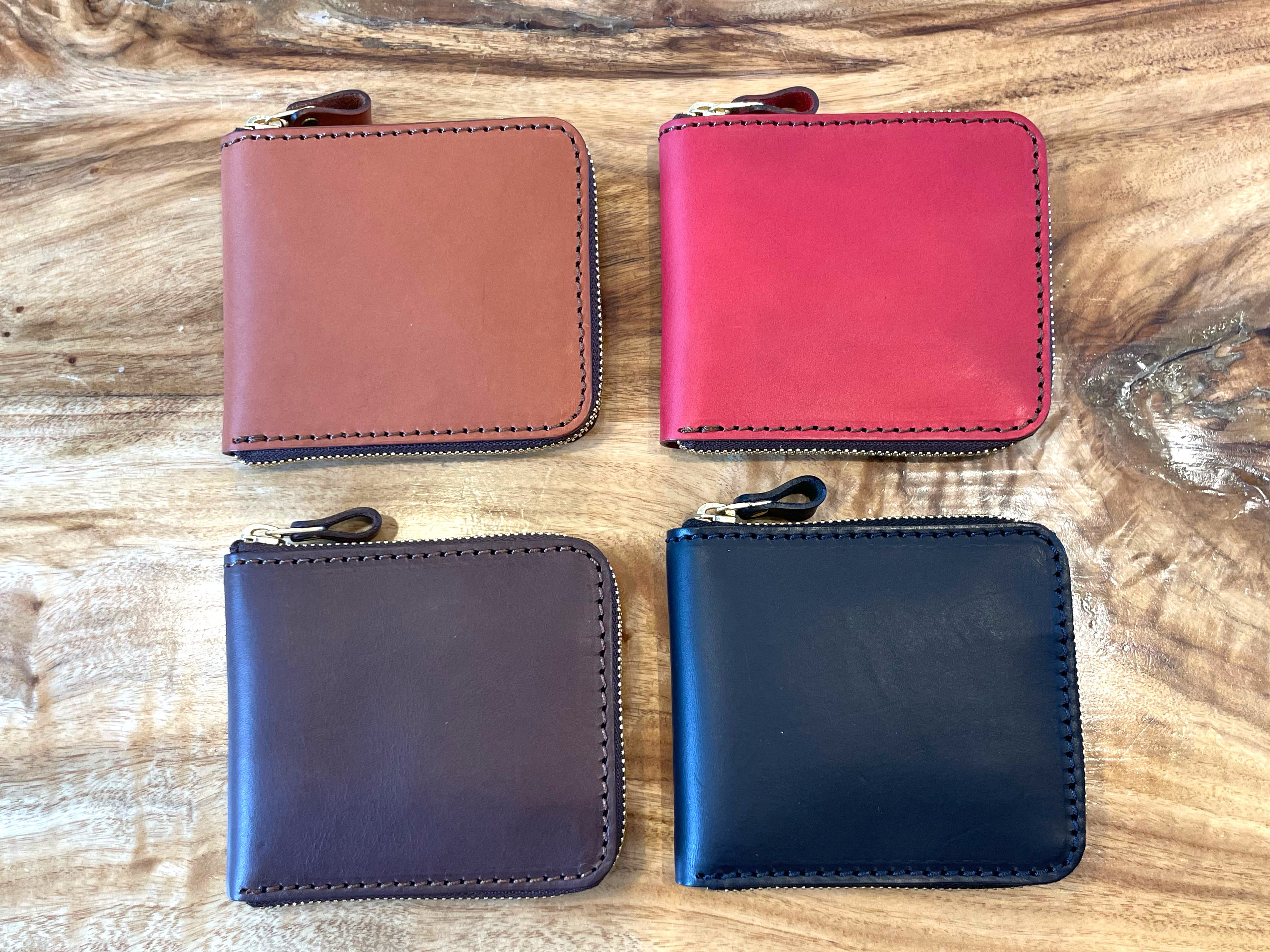 Zipper Fold Wallet ファスナーの二つ折り財布　【Tucson】