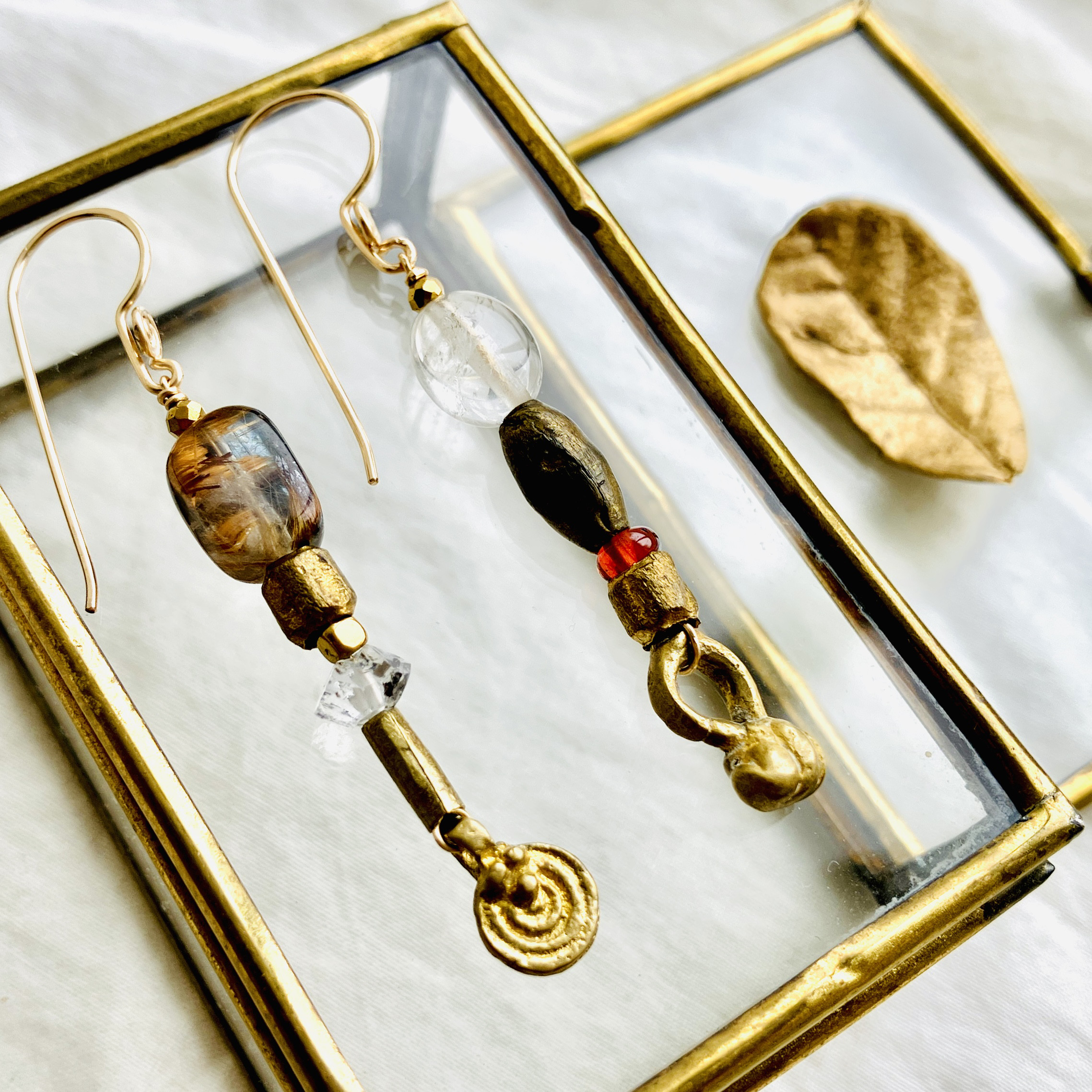 Grandfather clock　古時計　アンティーク調K１４gfピアス　１点もの