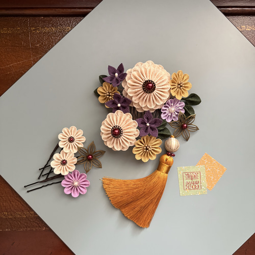 華猫【源氏物語シリーズ『藤壺』】成人式髪飾り つまみ細工髪飾り 送料