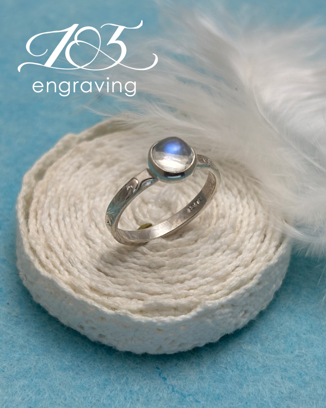 1点もの 　レインボームーンストーン  ハンドエングレービングシルバーリング 9号