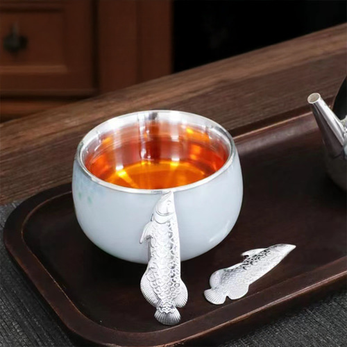 999純銀 茶道具】純銀 錦鯉 茶寵 銀龍魚 アクセサリー 茶器用 銀製品