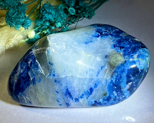 真実を見つける石✴︎ 天藍石 ラズライト Lazulite タンブル 原石