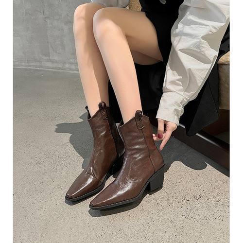 牛革版~茶色の尖った頭V口西部靴女性チェルシーフレンチレトロプリーツ