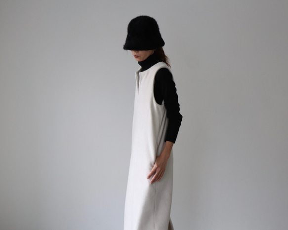 冬のモコモコ高級メルトンフリースワンピース／スラッシュネックワンピース／メルトンジャンパースカート／生成り 6枚目の画像