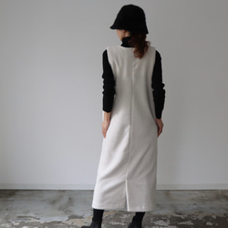 冬のモコモコ高級メルトンフリースワンピース／スラッシュネックワンピース／メルトンジャンパースカート／生成り 9枚目の画像