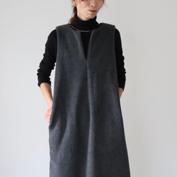 冬のモコモコ高級メルトンフリースワンピース／スラッシュネックワンピース／メルトンジャンパースカート／チャコール 5枚目の画像