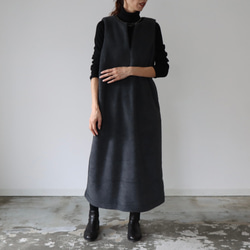 冬のモコモコ高級メルトンフリースワンピース／スラッシュネックワンピース／メルトンジャンパースカート／チャコール 9枚目の画像