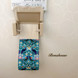 新柄☆ハンドメイドトイレットペーパーカバー「フォービドゥンフルーツ」リバティ使用 5枚目の画像