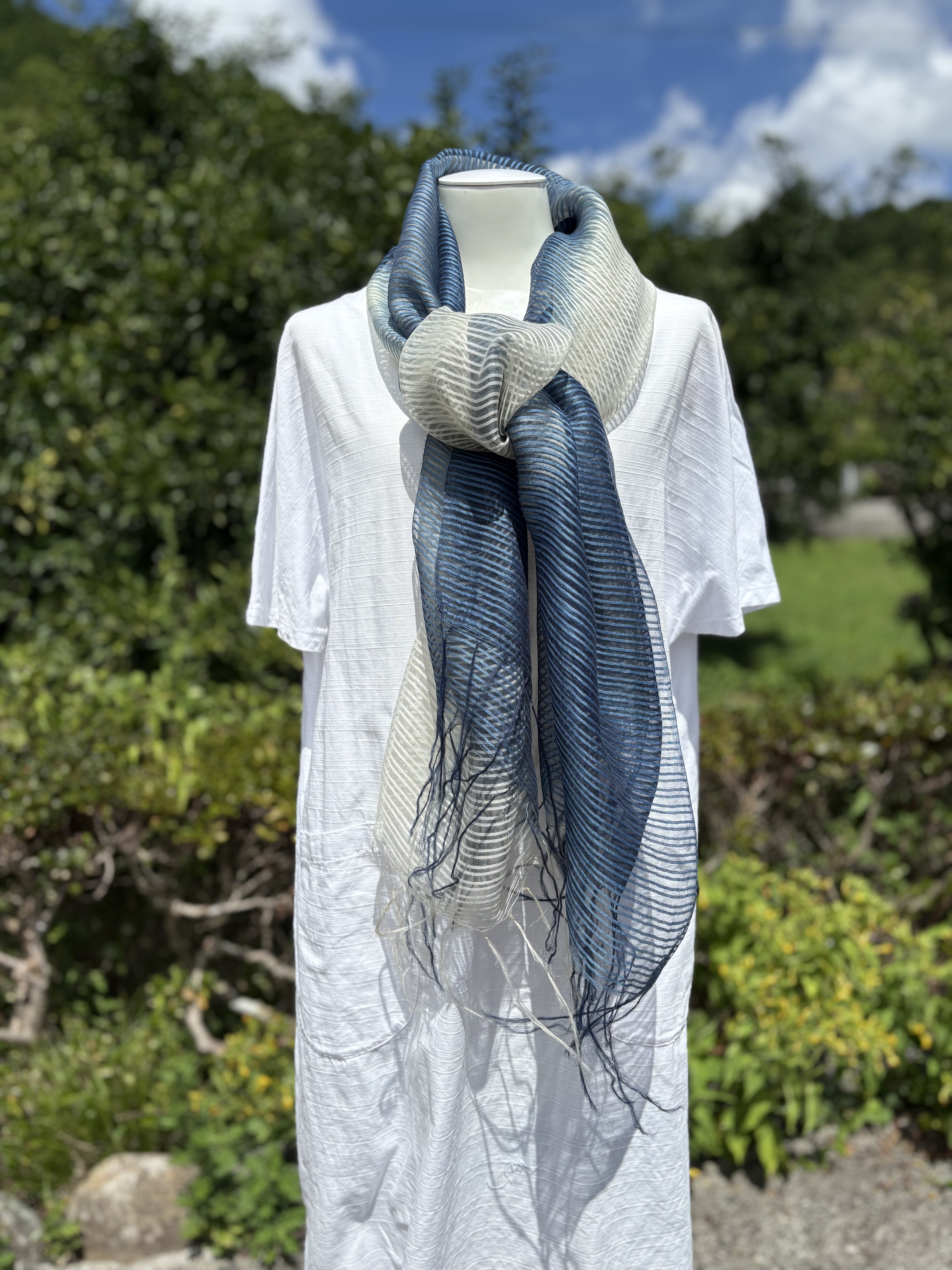 藍染　本藍染　シルクストール オーガンジーボーダー ｜ 大判 房付き