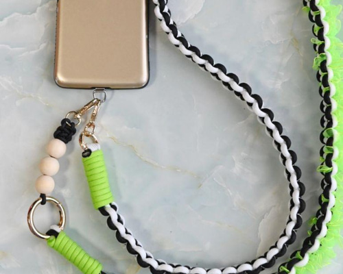 【オーダー見本】パラコード　スマホハンドストラップ　ツイード　推し活　アイドル オーダー見本】パラコード スマホハンドストラップ ツイード