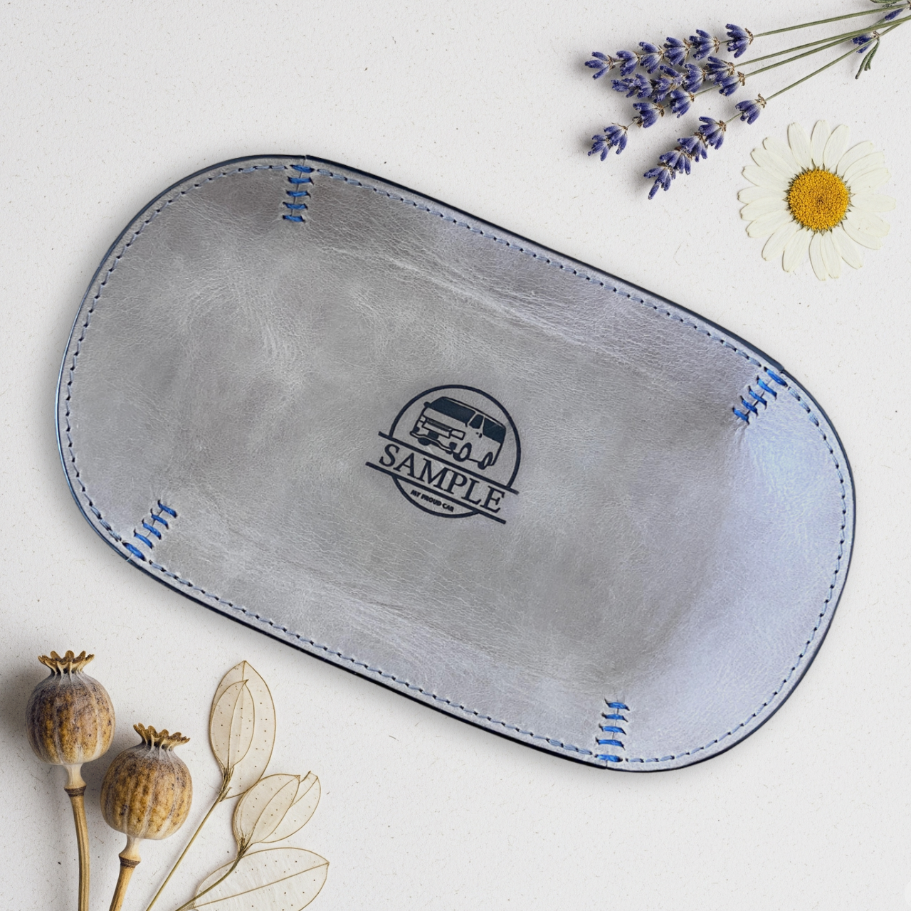 ロゴ刻印・メッセージ入れ可｜本革キャッシュトレイ（グレー）｜開店祝い・店舗ギフト・マネートレイ